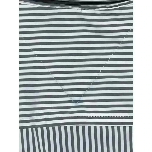 Tommy Hilfiger, Long Sleeve, Slim Fit, Large, Button Down Shirt. - Picture 6 of 6